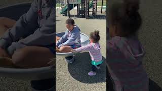 #funatthepark #parkfun #bigbrother #littlesister #sister #park #spinaround #spin #spinning