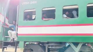 Dhaka Bound Intercity Train 758/Down LHB Coach Drutojan Express Passing High Speed At Raninagar