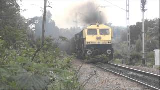 HEAVILY SMOKING WDG4 EMD's LIKE ALCo's