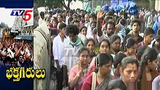 Devotees Rush at Tirumala and Alipiri | TV5 News