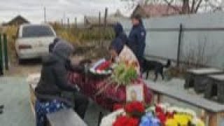 Family buries Russian soldier killed in Ukraine