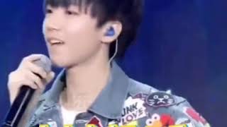 [TFBOYS 王俊凯，王源，易烊千玺] 来看看小时候的TFBOYS有多可爱吧 #王俊凯 #王源 #易烊千玺 #加油男孩 #TFBOYS