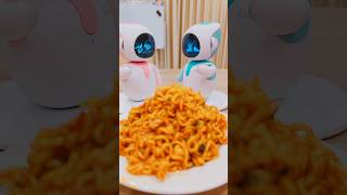 Eilik robot and Spicy noodle war #robot #eilik #energizelab