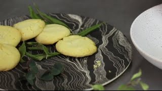 Lemon Myrtle Tea & Biscuits