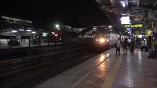 Mumbai Central Rajkot Ac Duronto Express Skips Dadar Late Night In Style \u0026 With Great Tracksounds !!