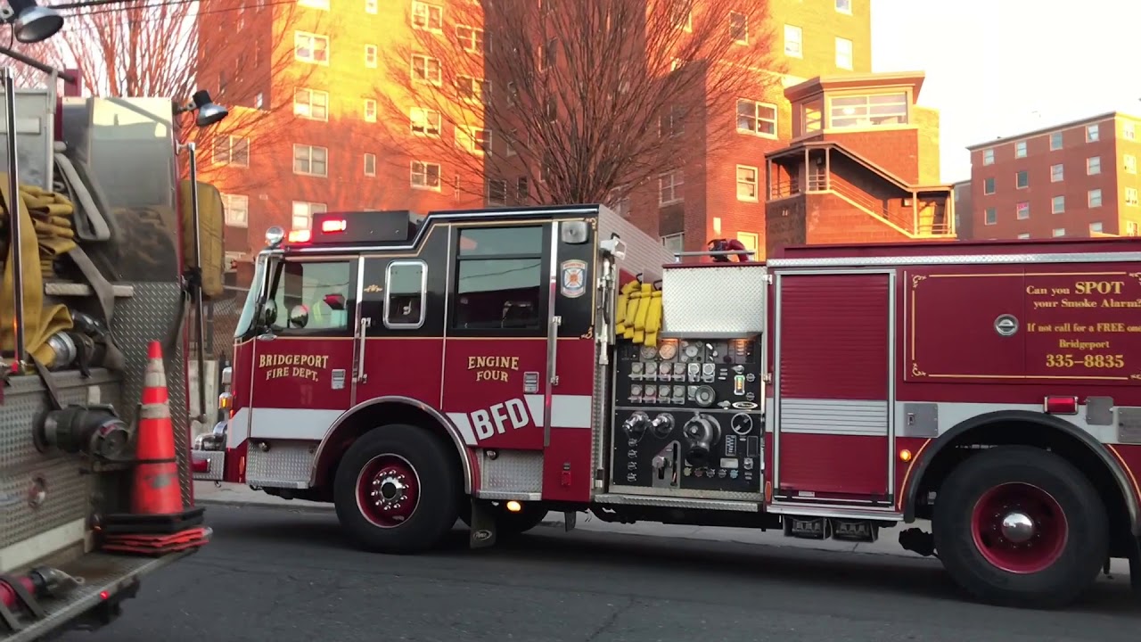 Bridgeport Fire Department & Police Responding/Arriving At A Working ...