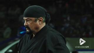 Steven Seagal shows how to fight off multiple opponents