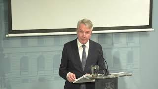 Press conference on the Finnish government report on changes in the security environment on 13 April