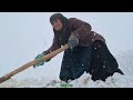 grandmother and two orphans face a heavy snowstorm life full of danger life like 2000 years ago