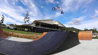 LOGAN MARTIN'S BACKYARD SESSION