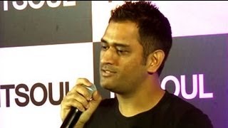 MS Dhoni picks his successor, praises Kohli!