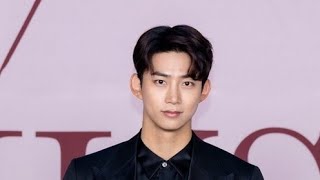 2PM テギョン、恋人との写真は“流出”だった…掲載企業が謝罪「有名人だと知らなかった」