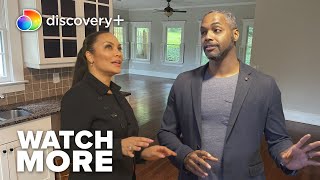 Egypt and Mike Straighten Out a House Maze | Married to Real Estate | discovery+