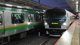 【特急湘南5号送り込み回送】E257系2000番台オオNA-08編成が回送列車として大宮駅7番線に到着するシーン（回3174M）2025.02.07