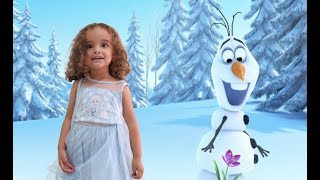 PISCINA, LIVRE ESTOU COVER ELSA FROZEN E ABRINDO PRESENTES (POOL, ELSA FROZEN AND OPENING GIFT) PISCINA, LIVRE ESTOU COVER ELSA FROZEN E ABRINDO PRESENTES (POOL, ELSA FROZEN AND OPENING GIFT)