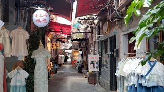 Shanghai Tianzifang, the taste of old Shanghai. Fashion check-in place, street photography