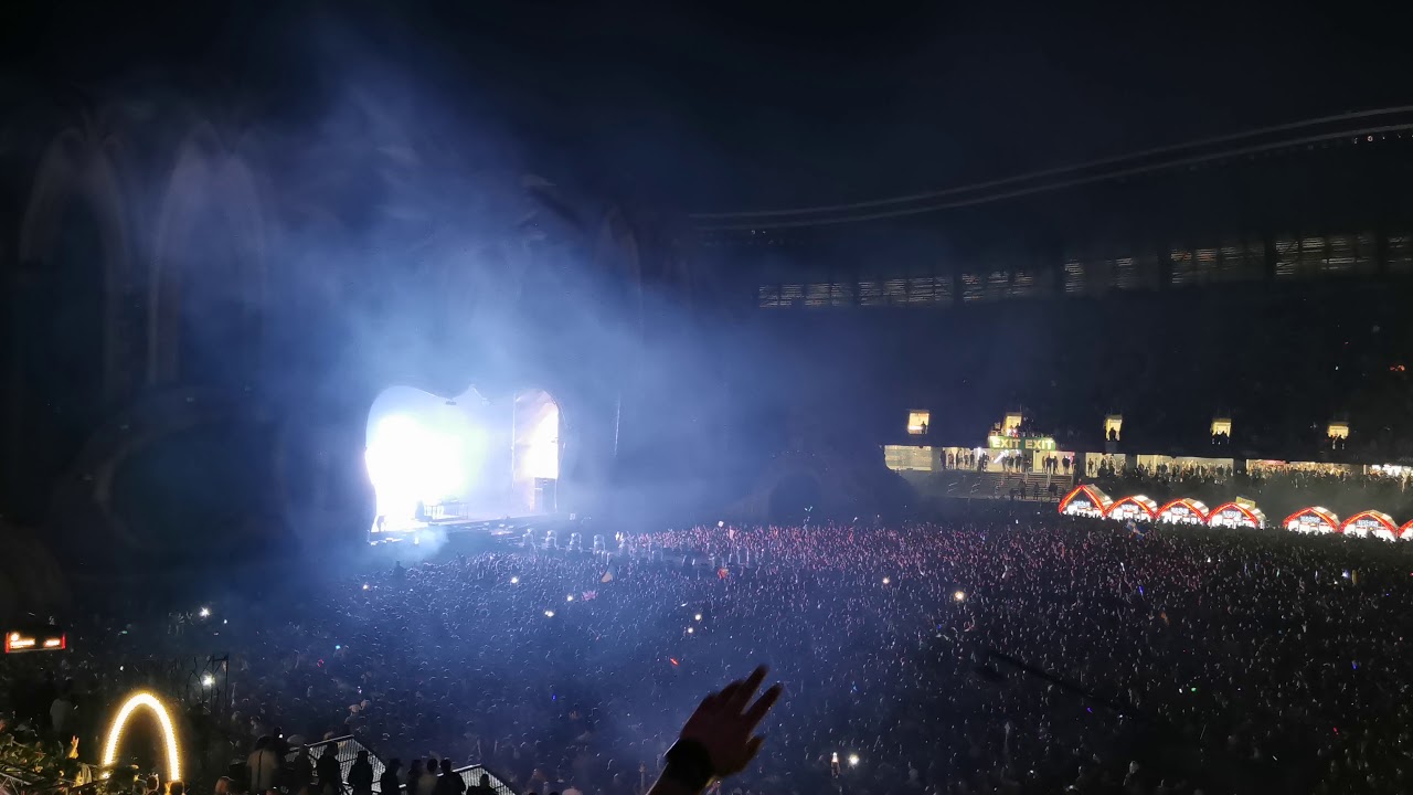 Martin Garrix Megashow @ Untold Festival 2019 - YouTube