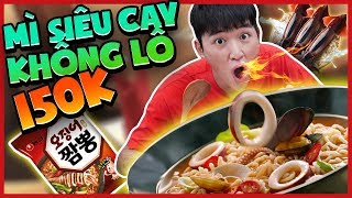VỚI 150K NẤU MÌ HẢI SẢN CAY HÀN QUỐC SIÊU TO KHỔNG LỒ | WOOSSI IN THE KITCHEN