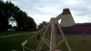 trebuchet launch.avi