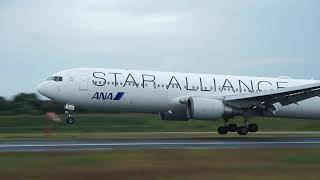 ANA Boeing767 STAR ALLIANCE Library JA614A