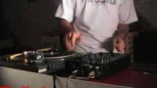 Scratching DJ Raid (Bloody Fingers Pt.I)