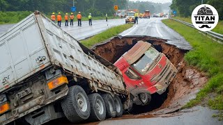 Dangerous Idiots Fastest Truck \u0026 Heavy Equipment Fails | Extreme Oversized Truck Transport #13