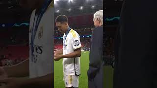 “My mum has fancied you for years” 🤣 Wholesome moment between Mourinho and the Bellingham family 🥰