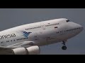 Pesawat Jumbo Garuda Indonesia Boeing 747 400 Landing & Take off