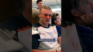 ERLING HAALAND'S CRAZY AIRPLANE FOOD ORDER 🤣 #shorts #football #soccer