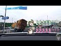 過積載クルド人（？）トラック横転事故！高速道路あきる野ic