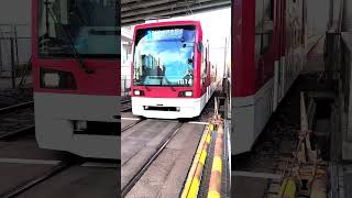 【鹿児島市電1014号】  【二軒茶屋3号踏切】を通過します。　　　　　#shorts #鹿児島市電#tram