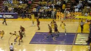 Lakers vs Warriors. October 9, 2009. Inglewood, California. The Forum.