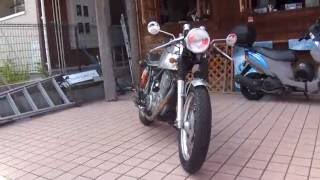 Peyton Placeエキゾーストサウンドを聞け　ヤマハ・SR400　カスタムバイク　Cafe racer　YAMAHA・SR400　ヤマハ・SR　シルバーアルミタンク