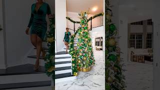 The best Christmas tree EVER : Tree transformation 🎄🎅 #shorts2024 #christmas #newyear