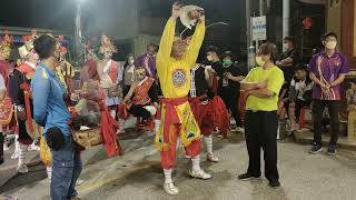 佳里佛天宮吉安堂八家將甘大神.蓮花完成任務   參拜後退駕