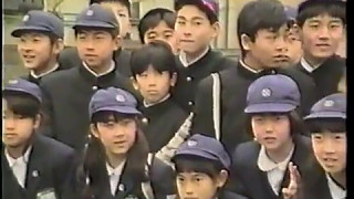 中学校の丸刈り校則で丸坊主になる男の子