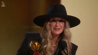 LAINEY WILSON Wins Best Country Album For 'BELL BOTTOM COUNTRY' | 2024 GRAMMYs A
