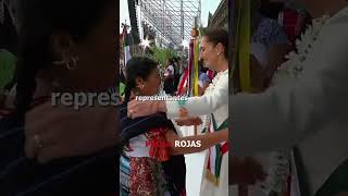 🇲🇽 Claudia Sheinbaum recibe el bastón de mando de representantes indígenas. | Paola Rojas