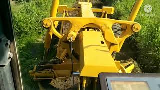 HOW TO OPERATE KOMATSU GRADER. Tips and tutorial heavy equipment.