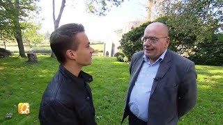 Fred Teeven superfanatiek in nieuw seizoen Kroonge - RTL BOULEVARD