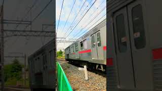 【実写】東武10000系すれ違い（鐘ヶ淵付近）(Japanese train,Tobu 10000 Series) #shorts