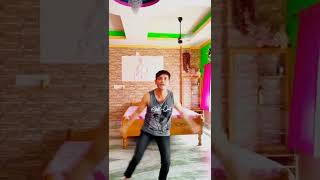 Nashe Si Chadh Gayi || Dance cover || short video || Reels || Litan #shorts