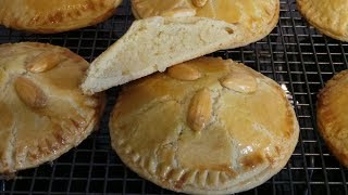 Almond Stuffed Cookies  - Gevulde Koeken