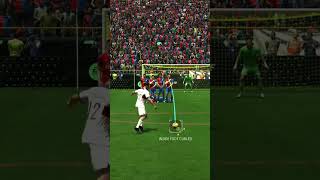 Alexander Arnold have another word on free kicks #fc24 #gaming #easports #easportsfifa #ps5