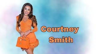 Courtney Smith - Curvy Model - Wiki , Bio, Fashion And Body Positivity