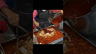 다 쓰러져가는 시장에서 홀로 살아남은 분식집?! 돈벌어 확장 이전 했습니다 Korean street food