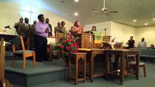 Dr Onyx Martin at Mingle Hill Revival 2014(1)