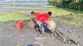 বিলে সেচে দেশি পুটিমাছ ও অনেক দেশীয় মাছ ধরার সুন্দর ভিডিও। new village amazing fishing videos bd.