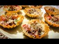 1 मिनट में पिज़्ज़ा बास्केट चाट | Cheesy Pizza Basket Chaat | Snack Recipe by Herbs & Habits #Shorts