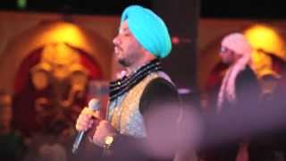 Dilbagh singh live singing dandia and holi song,s in a public show